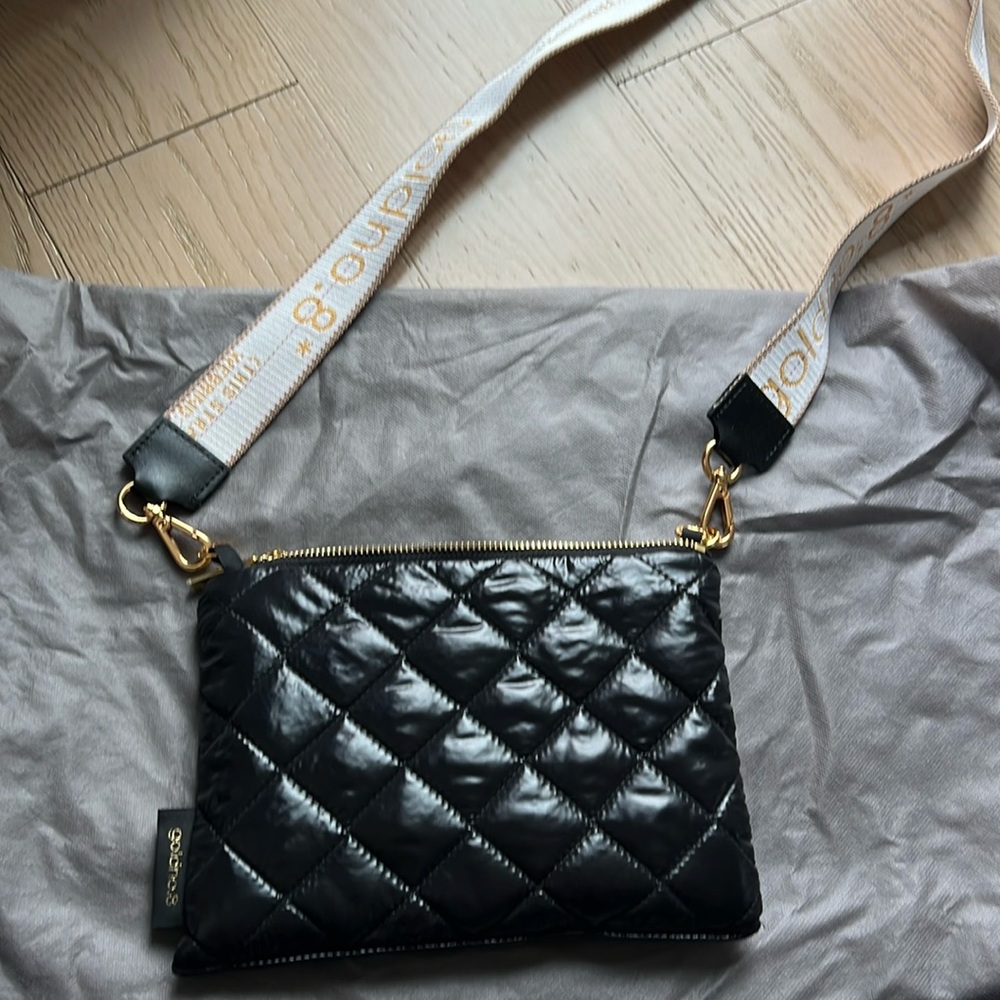 Reversible Gold no8 nylon crossbody bag- black/green camo